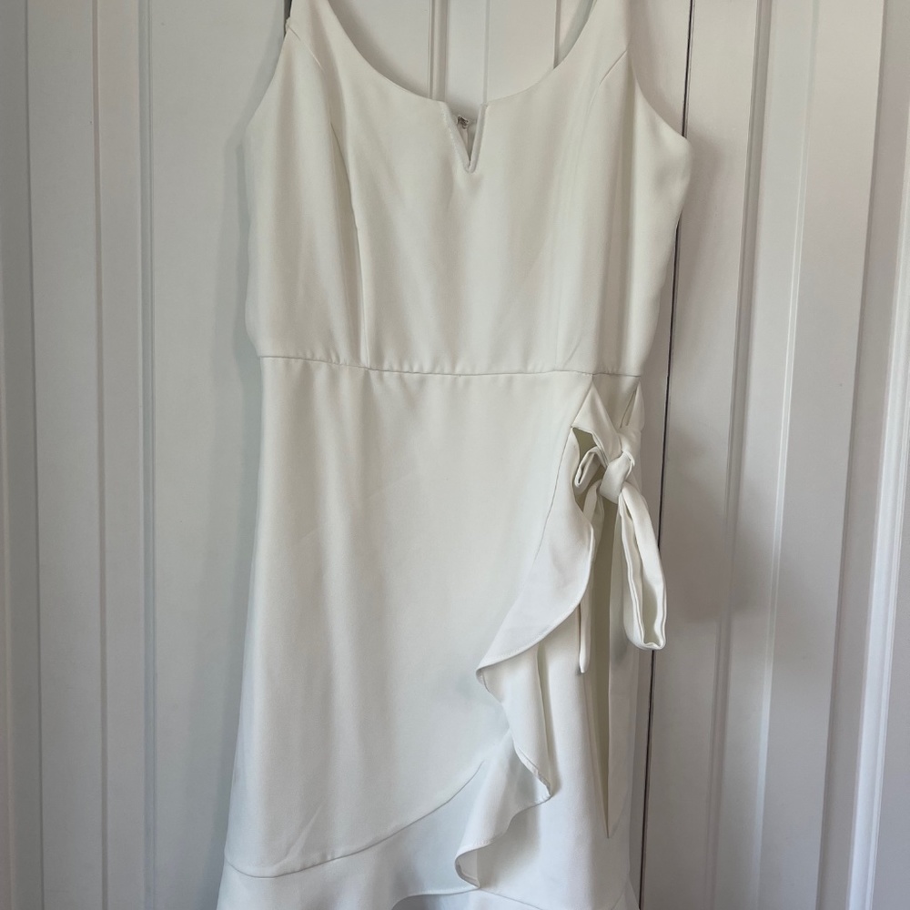 White Magnolia Boutique Dress